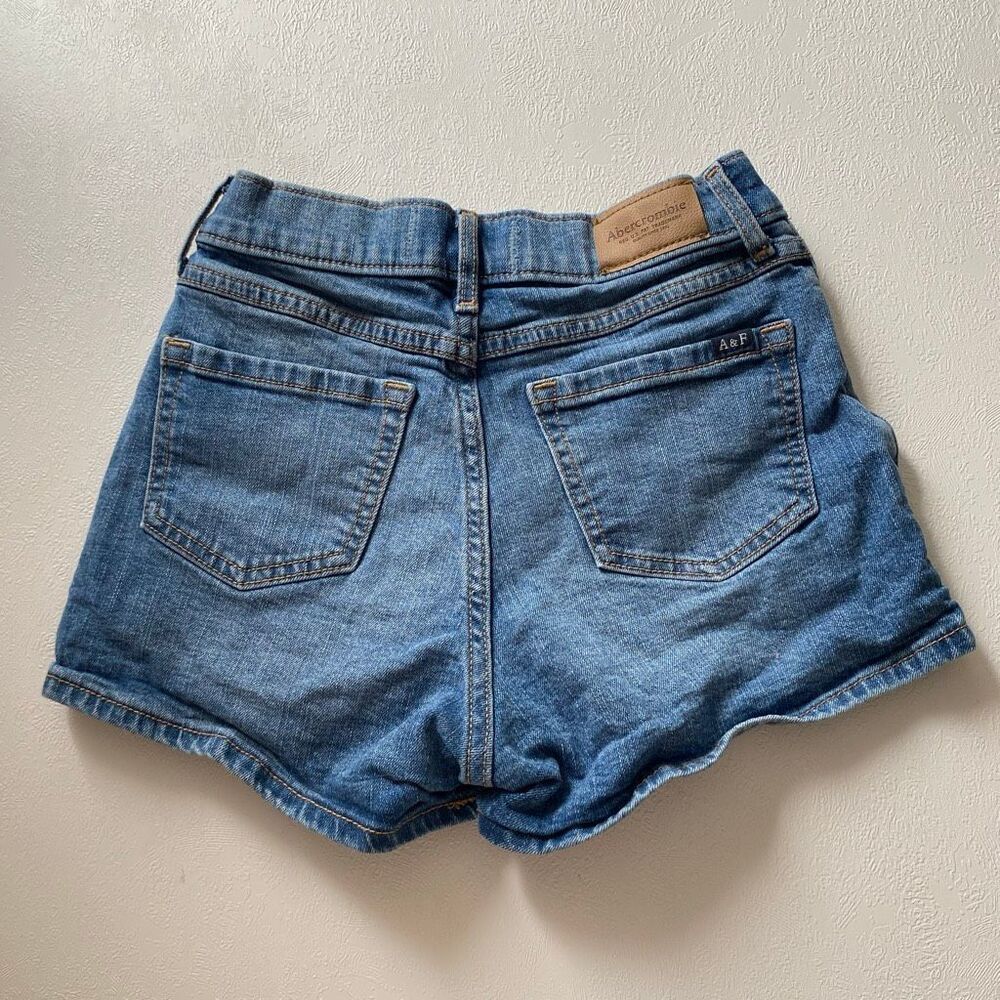 Abercrombie Kids High Rise Mini Mom Shorts 9/10 Blue Denim Stretch Summer - Picture 2 of 10